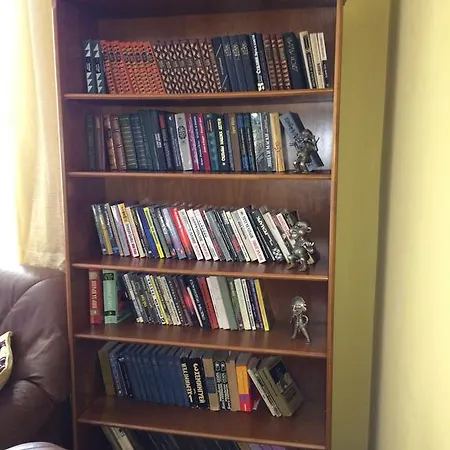 Апартамент Under The Walnut Tree *