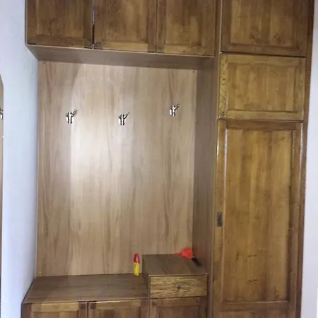 Апартамент Under The Walnut Tree *