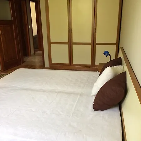 Under The Walnut Tree Apartament Varna