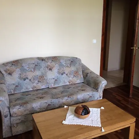 Apartament Under The Walnut Tree